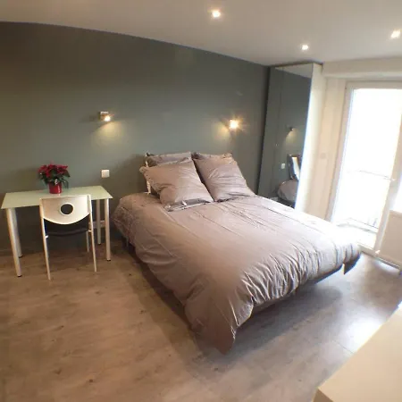 Studio flambant neuf, calme & balcon Strasbourg Extérieur photo